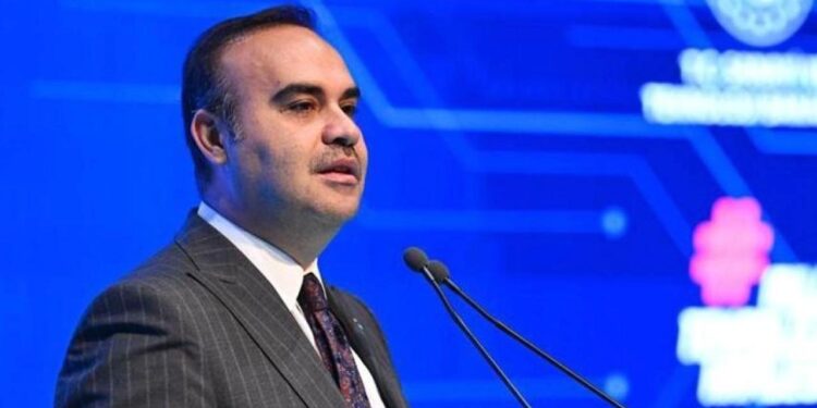 Bakan Kacır müjdeyi verdi: 21 milyon liraya kadar TÜBİTAK desteği
