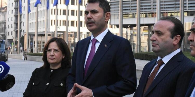 Bakan Kurum: Türkiye, AB ile yeni çalışma grupları kuruyor