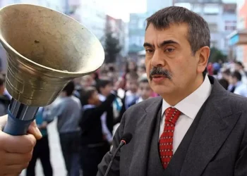 Bakan Tekin: Eğitimde yaş tartışması başladı, neden olmasın?
