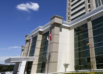 Bakanlıktan, “Rezerv alanda avm yapılıyor iddialarına” yalanlama geldi!