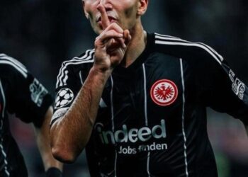 Bundesliga’da Can Uzun fırtınası! Gol krallığında tek rakibi Bayern Münihli yıldız