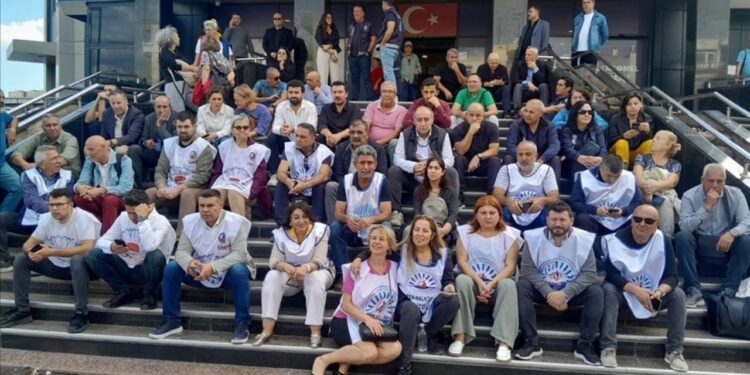 CHP’li belediyede maaş krizi! İşçiler ayaklandı