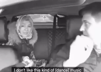 Dans Müziği Kavgası Kadın Şoförü Bıçakla Tehdit Etti