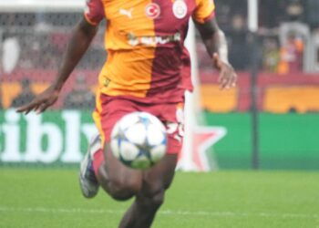 Derbide sakatlanıp oyundan çıkmıştı: Galatasaray’dan ilk açıklama