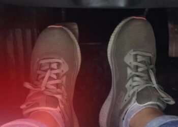 Direksiyon başında bu ayakkabıdan giymeyin: 55 BİN 600 TL ceza ödeyebilirsiniz