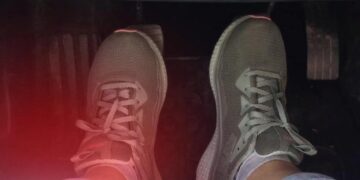 Direksiyon başında bu ayakkabıdan giymeyin: 55 BİN 600 TL ceza ödeyebilirsiniz