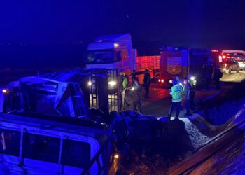 Diyarbakır’da feci kaza: 2 kişi öldü, 1 yaralı