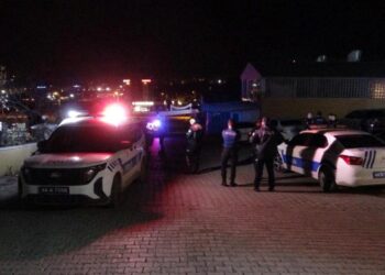 Düğün salonunda silahlı kavga: 4 yaralı