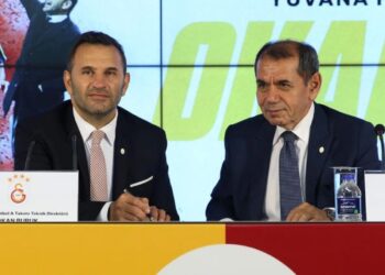 Dursun Özbek’in pişmanlığı: ‘Keşke satsaydık hocam yerden kalkmıyor’