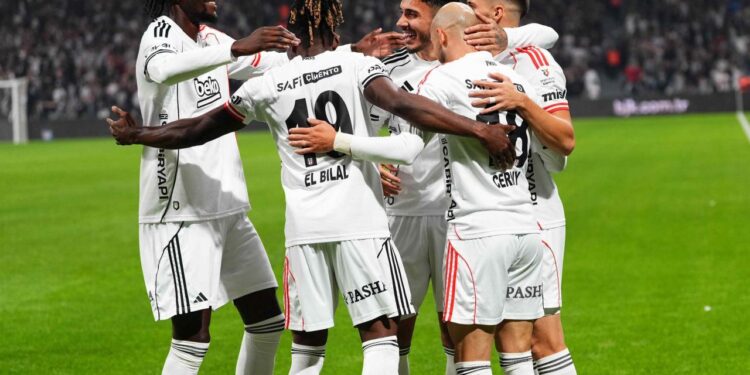 Efsane isimden Beşiktaş taraftarını kızdıracak sözler