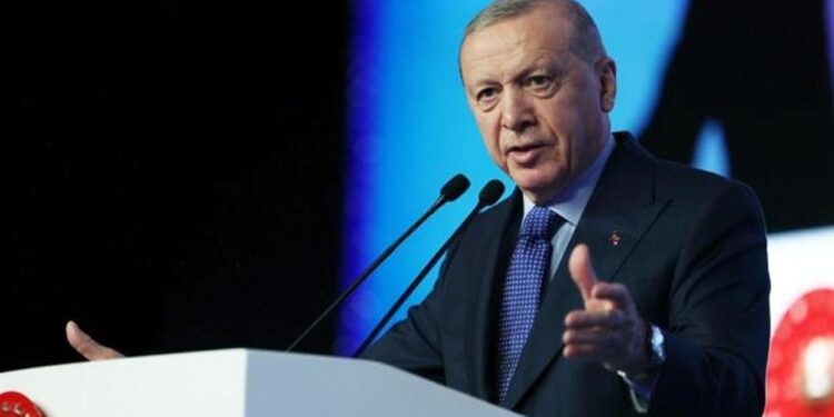 Erdoğan Sultanbeyli’de duyurdu: Devlet, vatandaşa kiralık konut verecek!