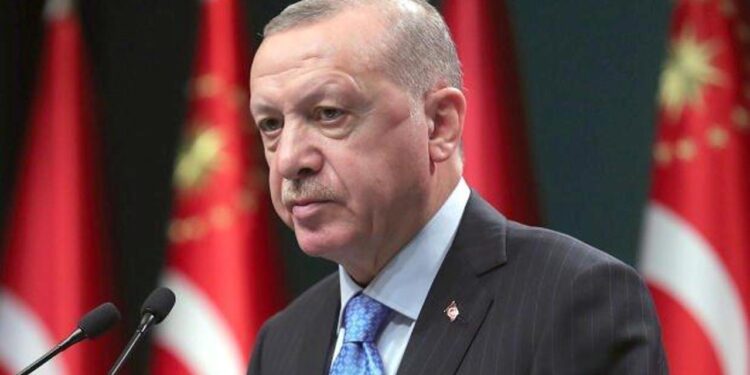 Erdoğan’dan şehit ailelerine başsağlığı mesajı