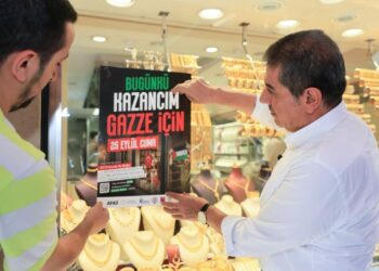 Esenlerli esnaf ve vatandaşlardan Gazze dayanışması