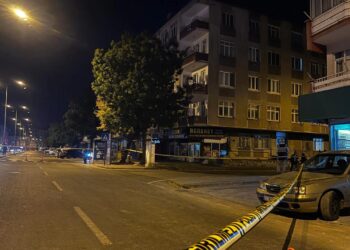 Evin seramiği patladı! Bina boşaltıldı