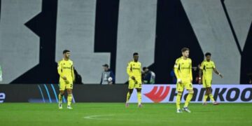 Fenerbahçe Avrupa’ya soğuk başladı!