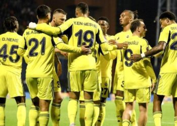 Fenerbahçe kamp kadrosunu açıkladı! 6 isim Samsun’da yok