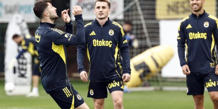 Fenerbahçe’de Nice maçı için taktik çalıştı