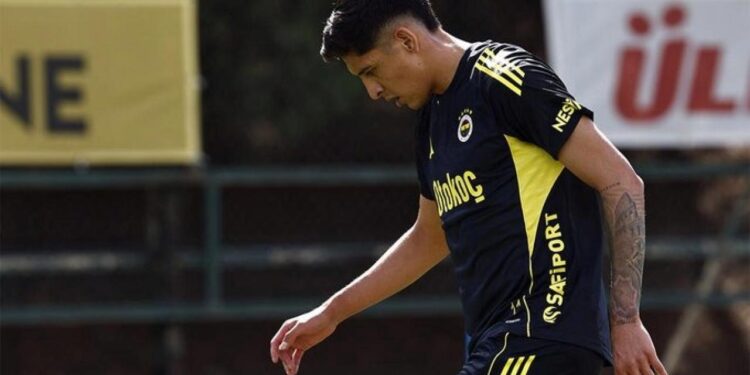 Fenerbahçeli futbolcusu ‘Yılın Futbolcusu’ ödülüne aday gösterildi