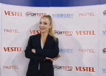 Fotoğrafları internette izinsiz yayınlandı: Cimnastik antrenöründen tepki