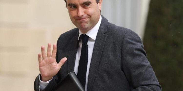 Fransa’da Başbakan Lecornu yeni hükümeti kurdu