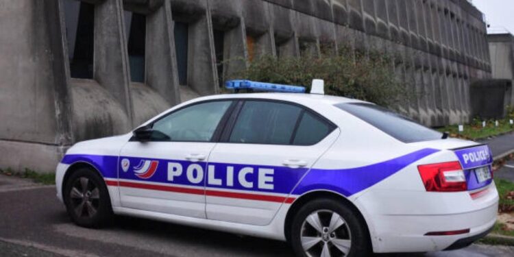 Fransa’da hareketli saatler… Silahlı saldırıda kan aktı!