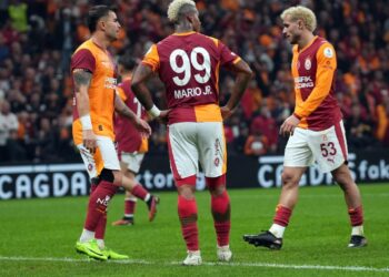 Galatasaray’a ilk kaybını Beşiktaş tattırdı