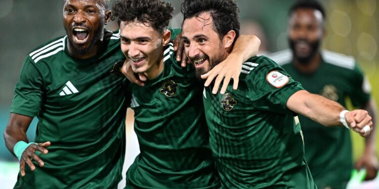 Galatasaray’dan kiralık gitmişti! Derbide 4 gol atarak takımını liderliğe taşıdı