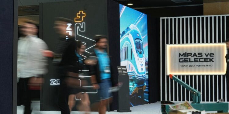 Geleceğin sanatı sahnede: TIW25’te sanat teknoloji buluşması başlıyor!