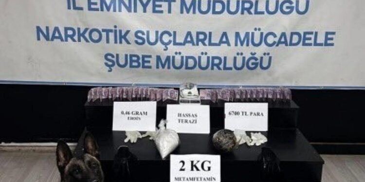 Hakkari’de 26 kilo 530 gram uyuşturucu ele geçirildi