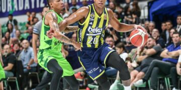 Hiç kimse beklemiyordu! Fenerbahçe son topta yıkıldı