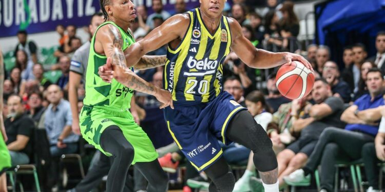 Hiç kimse beklemiyordu! Fenerbahçe son topta yıkıldı