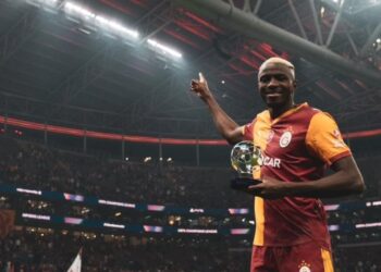 İngiliz gazetecinin isyanı: ‘Osimhen’i neden almadınız?’