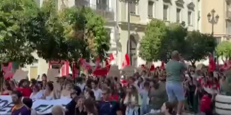 İspanya’da İsrail eylemi! Binler sokağa döküldü!