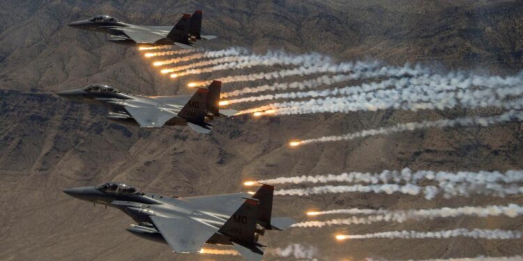 İsrail’den alçak provokasyon! Savaş uçakları harekete geçti! Akdeniz’e füze ateşlendi