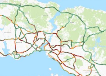 İstanbul’da büyük yoğunluk! Trafik durdu