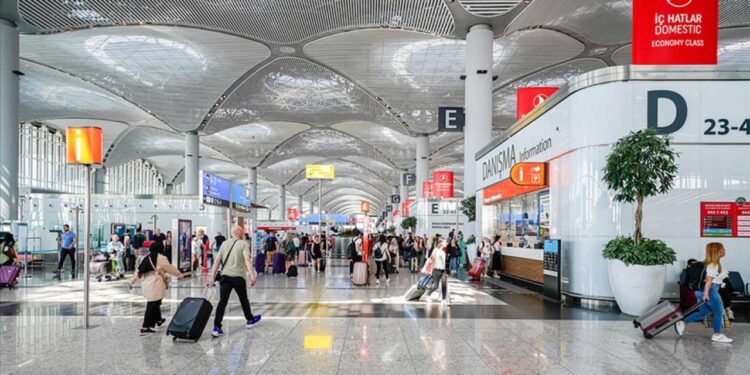 İstanbul’daki havalimanlarında uçan yolcu sayısı Türkiye nüfusunu aştı