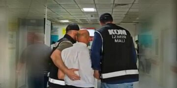 İzmir BB. yolsuzluk davasında 5 tahliye!