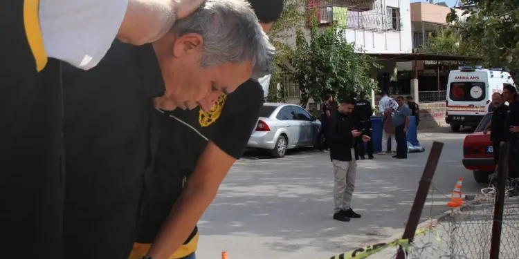 Kahvehanede Vahşet! Lastik Patladı, Katil Yakalandı