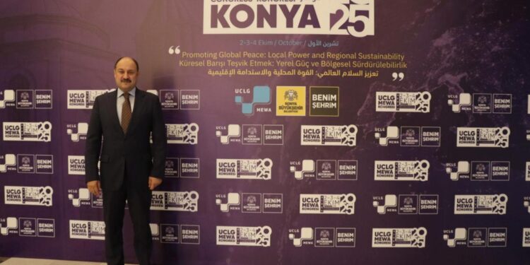 Kasım Gülpınar’a dünya çapında üç görev