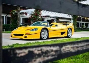 Maliye harekete geçti: “T” plakalı Ferrariler mercek altında