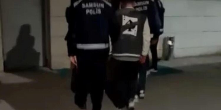 Masaj salonuna fuhuş operasyonu! Gözaltına alındılar