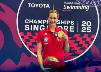 Milli sporcu Defne Kurt tarihe geçti1 7 günde 5 altın madalya…