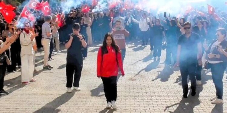 Milli takıma seçilmedi! 15 yaşında dünya şampiyonu oldu