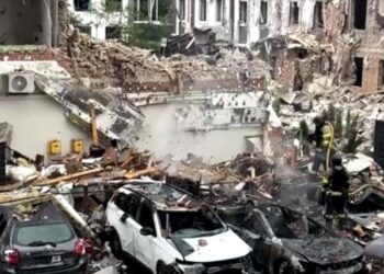 Moskova, yine Ukrayna’yı hedef aldı! 4 ölü 40 yaralı!