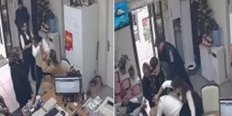 Vatandaş ve muhtar arasındaki kavgayı kamera kaydetti