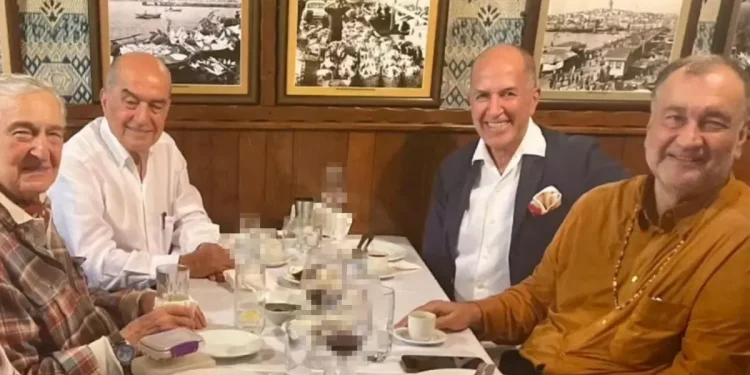 Murat Ülker ve Rahmi Koç’un Mütevazı Akşam Yemeği