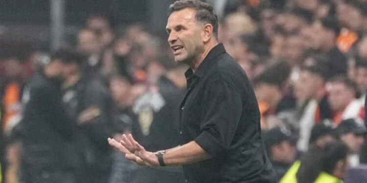 Okan Buruk formayı verdi! Derbiye saatler kala Osimhen ve Icardi kararı