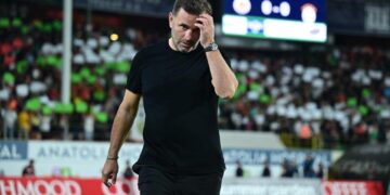 Okan Buruk kötü haberi duyurdu! “Baygınlık geçirdi”