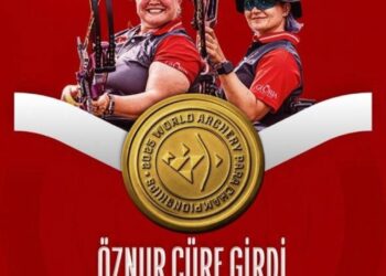 Okçulukta Makaralı Yay Kadın Takımı dünya şampiyonu!