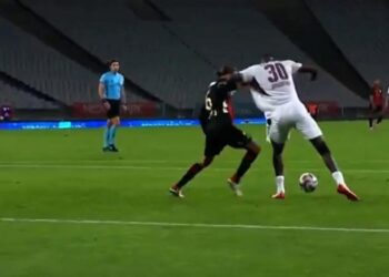 Olimpiyat’ta penaltı pozisyonu! Karar VAR’da da değişmedi